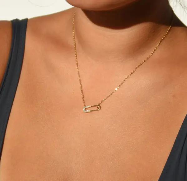 Gold Pave Safety Pin Necklace・Cubic Zirconia and Gold Plated Necklace